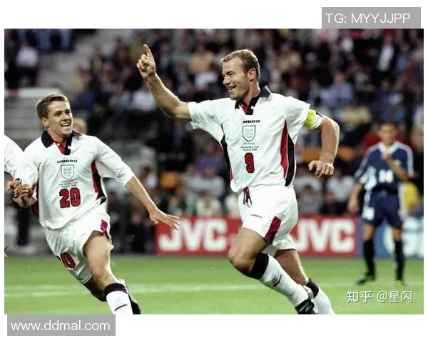 足球场上的神奇变身 谁是笑点最多的球星和那些搞笑瞬间